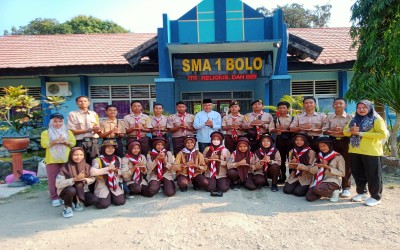 Pelepasan anggota Ekskul Pramuka SMAN 10 Bogor untuk mengikuti Kemah Akbar Se-Kabupaten Deli Serdang